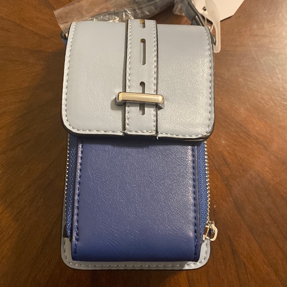 Time and tru crossbody wallet